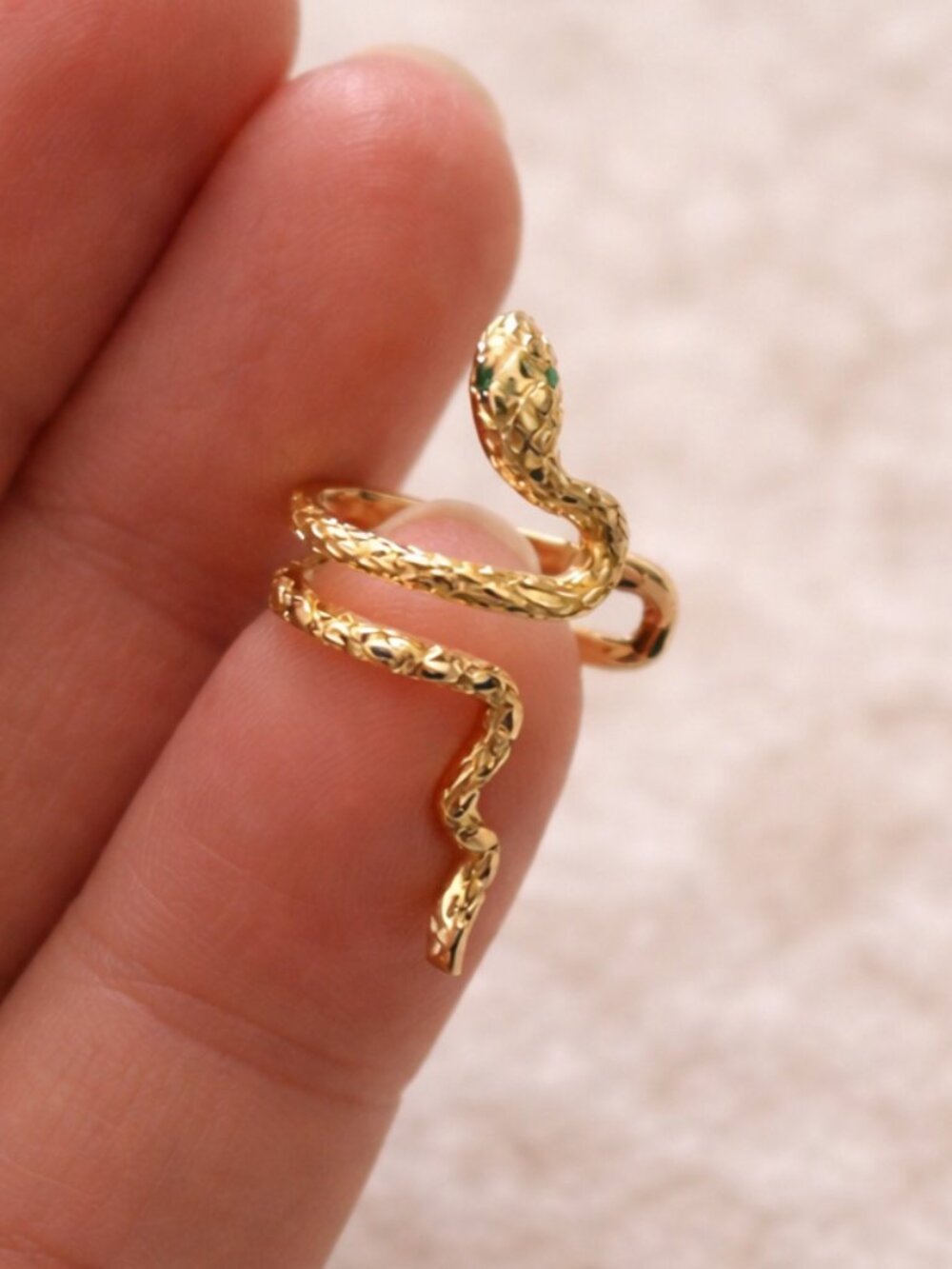Gold Snake Ear Cuff | Green Eyes | Cartilage Wrap | No Piercing Needed - Picture 2 of 2
